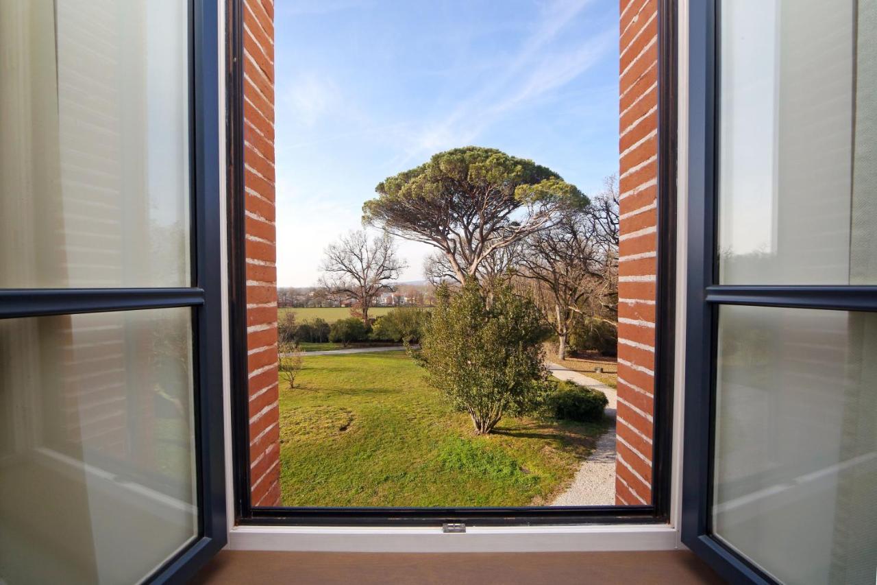 ホテル Domaine D'En Fargou Saint-Sulpice  エクステリア 写真